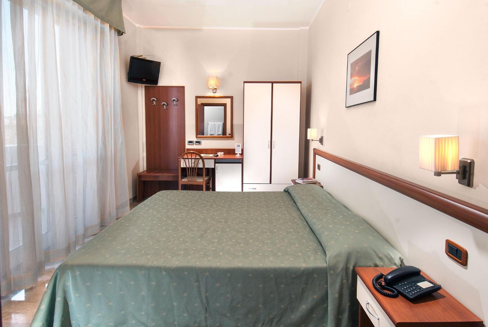 Hotel Continental Фано Номер фото